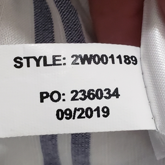 VINEYARD VINES LIGHTWEIGHT TUNIC BLOUSE STRIPED - Picture 9 of 10